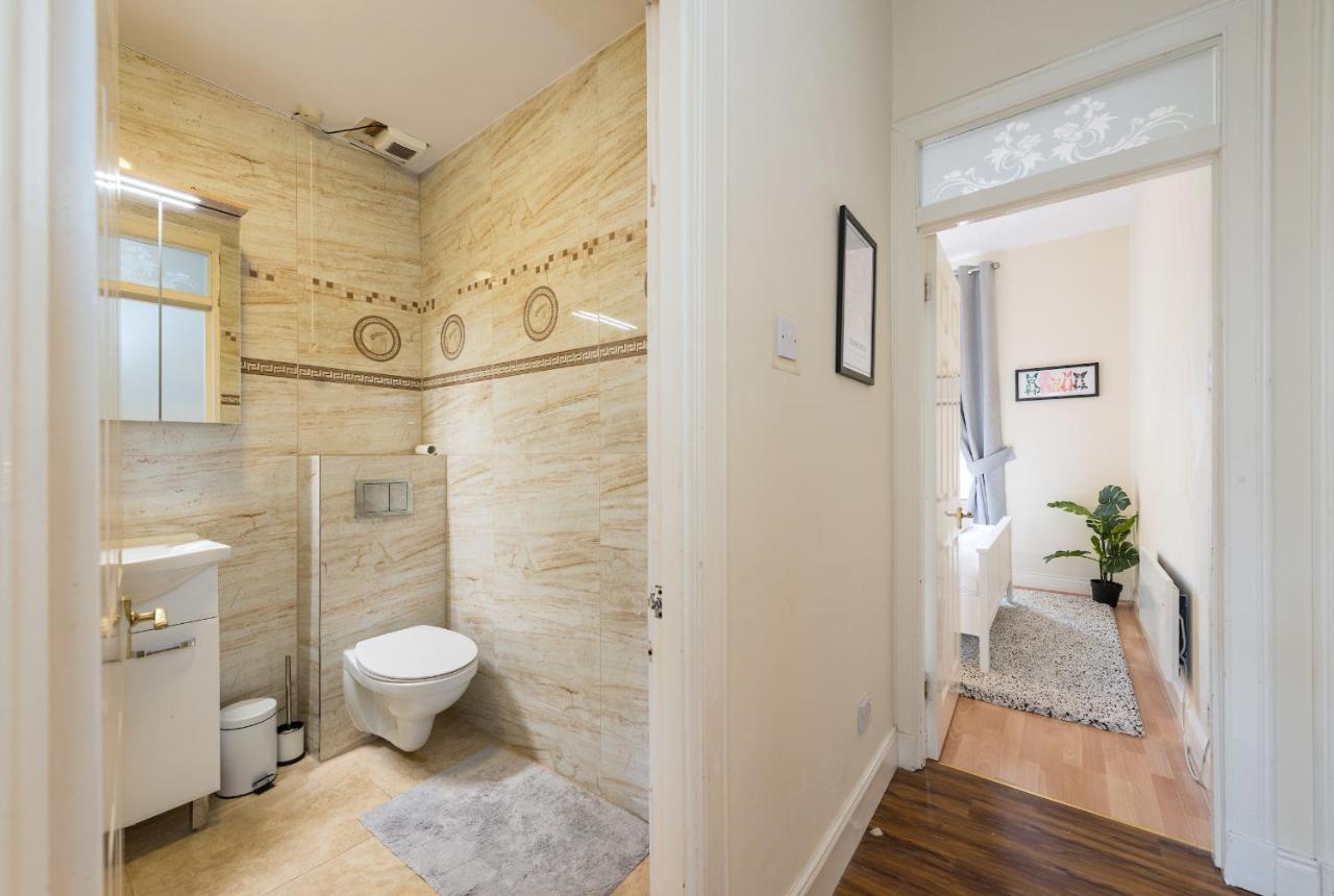Bright And Modern 2 Bed Apartment Единбург Екстериор снимка